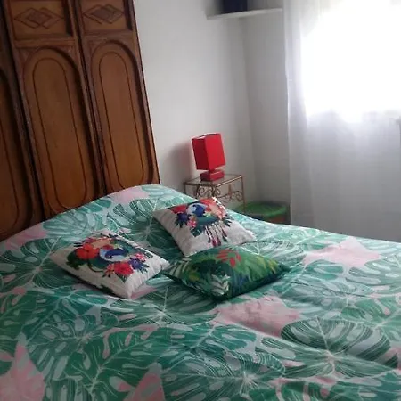 F3 Valescure Apartment